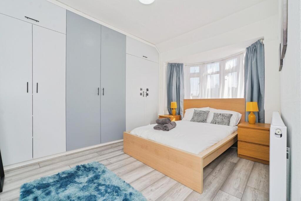 Eejs Stylish 3 Bedroom House - Greenwich Дом отдыха Лондон